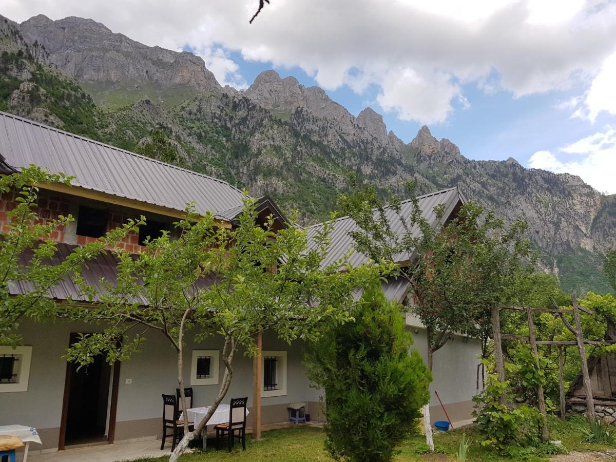 Bujtina Sherifaj Valbone Exterior photo