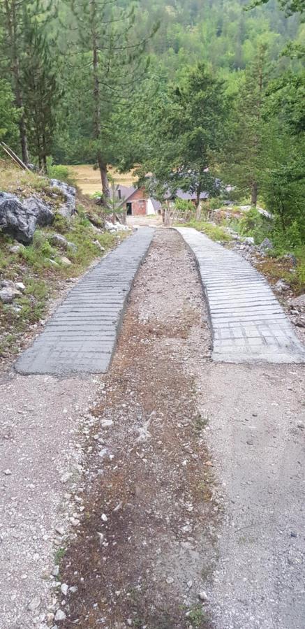 Bujtina Sherifaj Valbone Exterior photo
