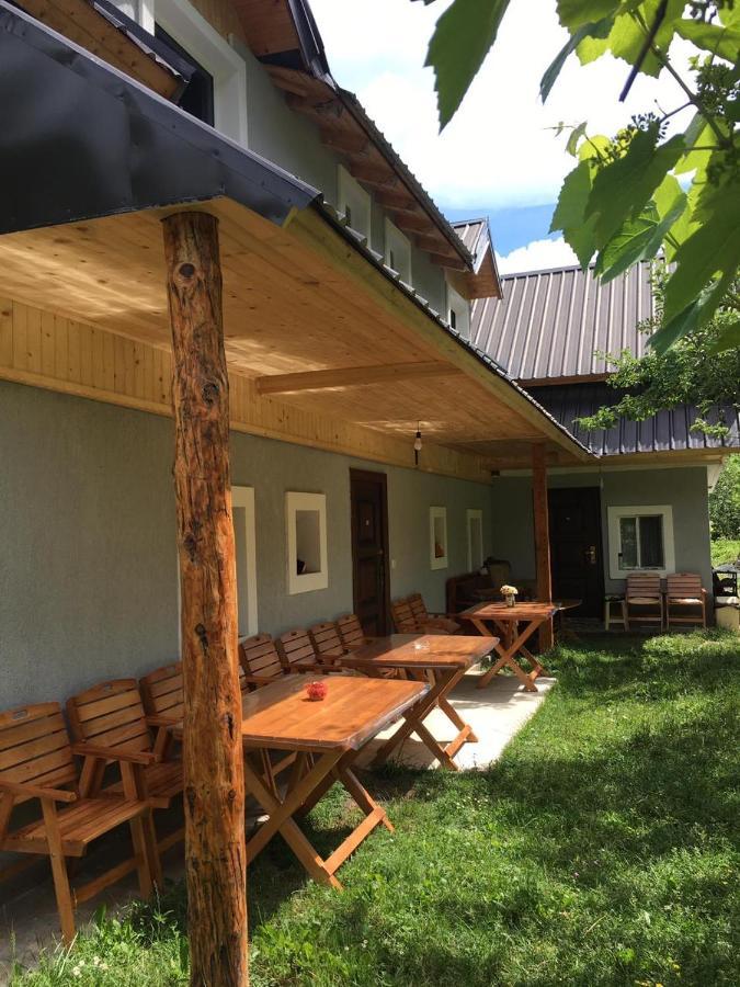 Bujtina Sherifaj Valbone Exterior photo