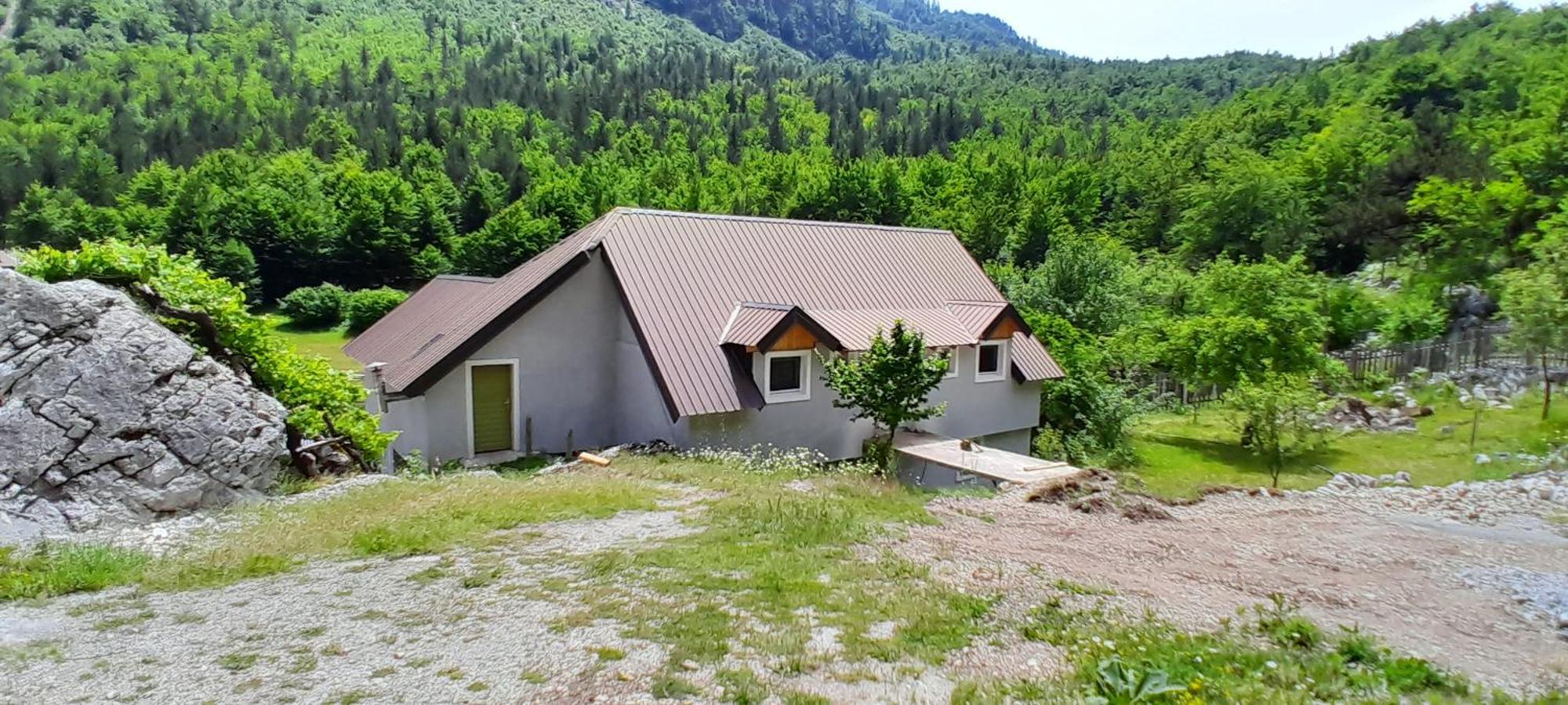 Bujtina Sherifaj Valbone Exterior photo